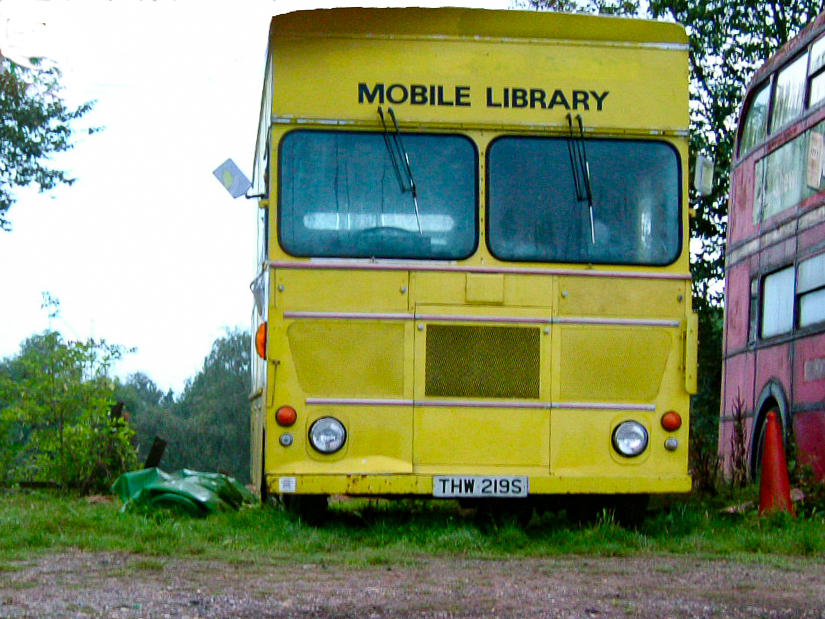 Mobile Library 1353007