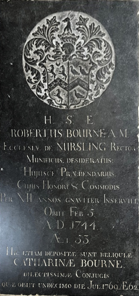 Memorial stone Robert Bourne 1744 DxO